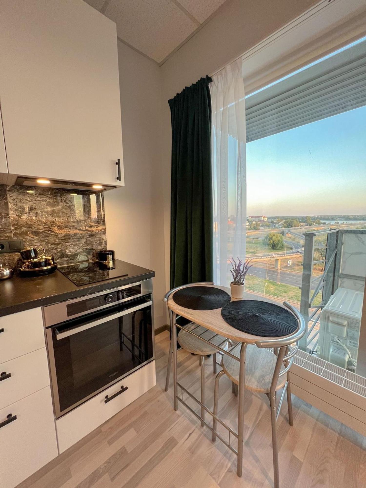 Krasta Free Parking With & River View Appartement *